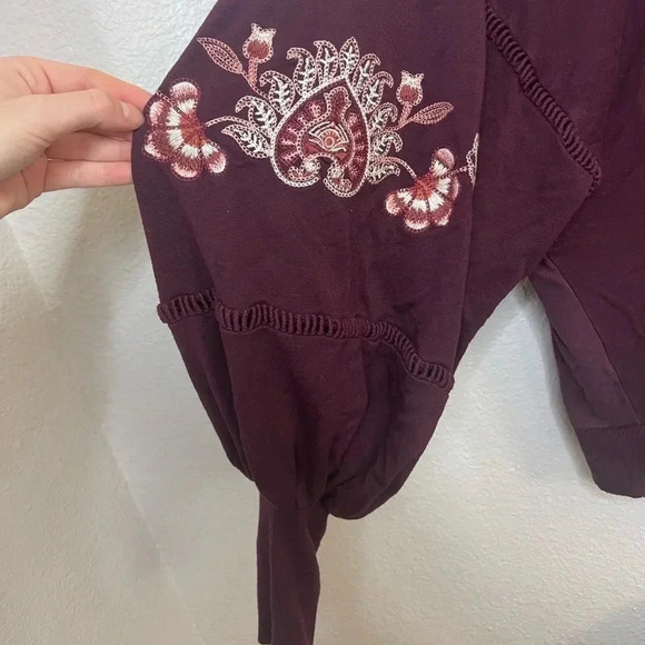 🛍️Mi ami Balloon Sleeve Blouse - Picture 2 of 7